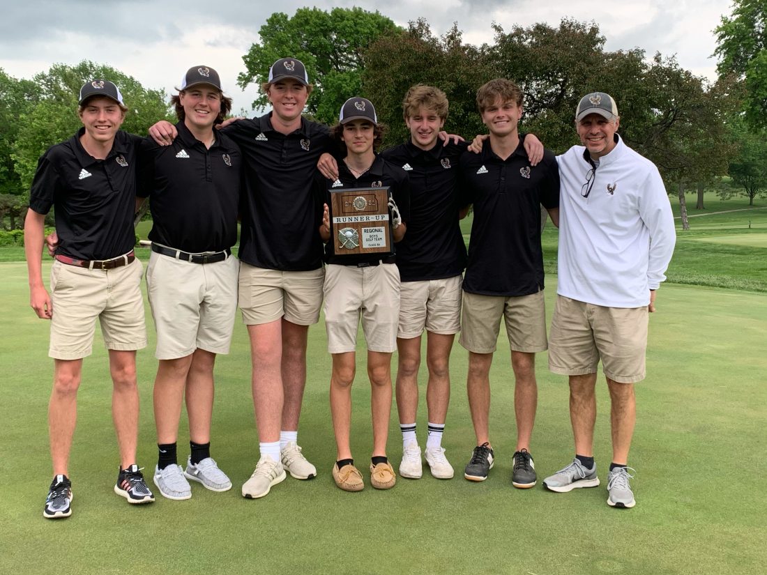 FSHS boys golf finishes as runnerup at regionals; Two area golfers win
